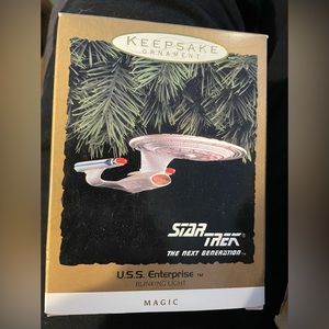 Vintage ‘93 Hallmark Star Trek The Next Generation U.S.S. Enterprise Ornament